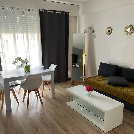 Appartement Proche Tour Eiffel Paris Exterior photo